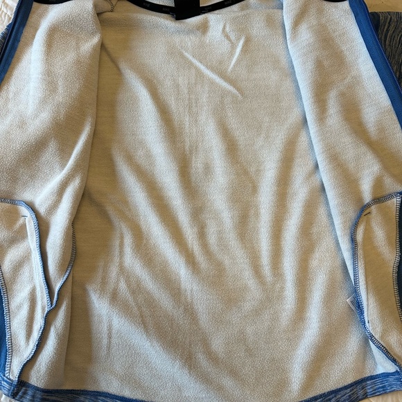 Boys Nile Zip Up Size Medium - Picture 10 of 11